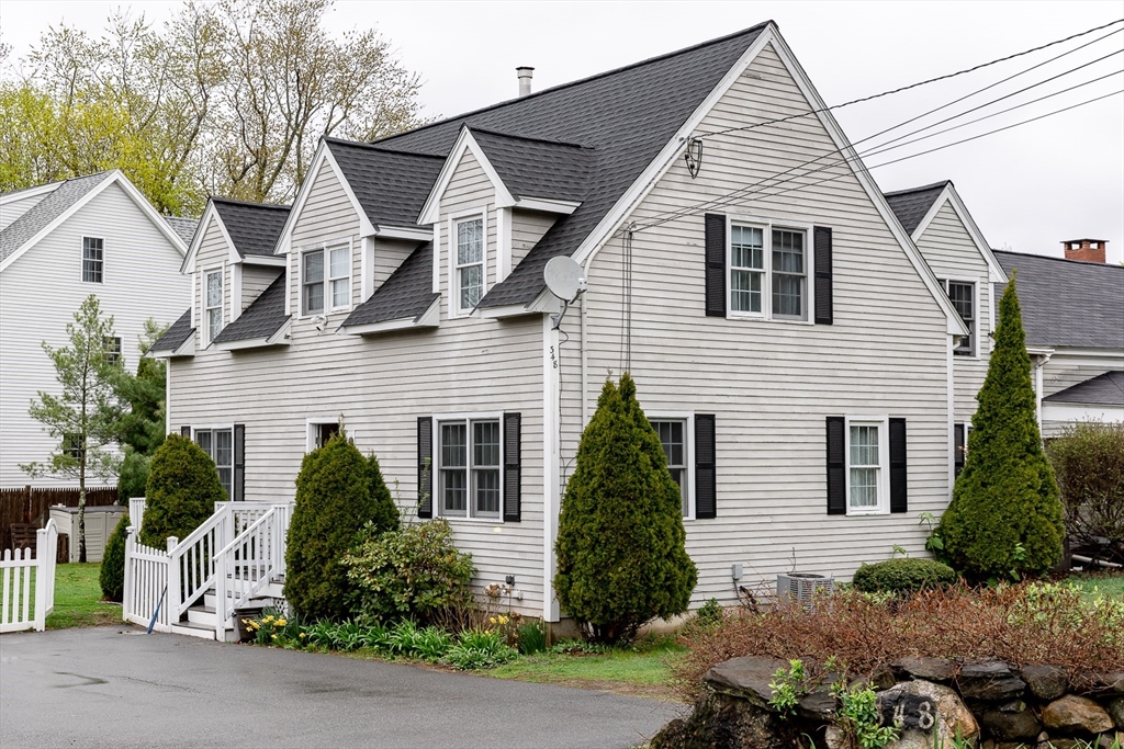 3 bed, 2 bath apartment for rent at 348 Osgood St Unit 348, North Andover — photo 1 of 42