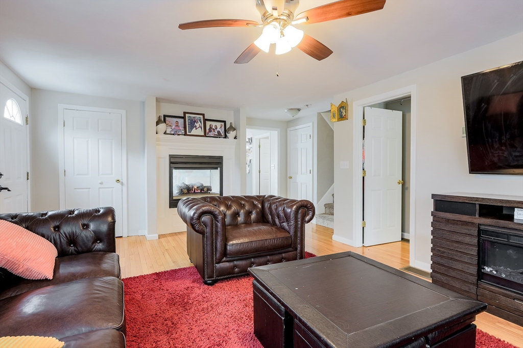 3 bed, 2 bath apartment for rent at 348 Osgood St Unit 348, North Andover — photo 13 of 42