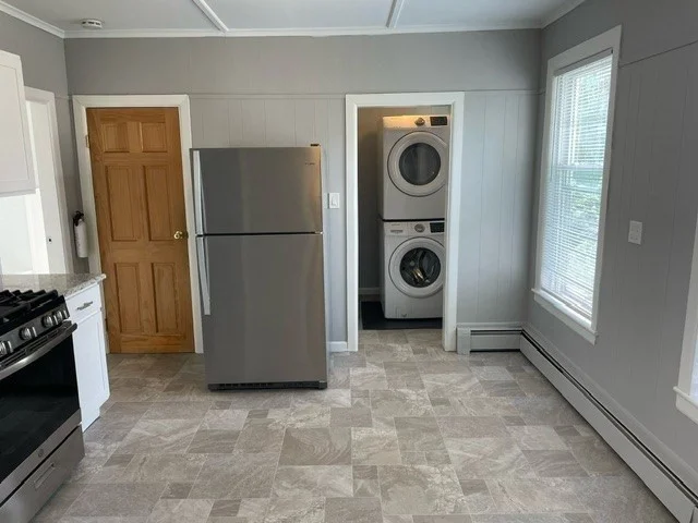 2 bed, 1 bath apartment for rent at 348 River St Unit 2, Zip 01832 — photo 3 of 17