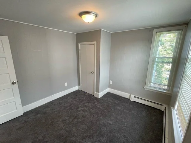 2 bed, 1 bath apartment for rent at 348 River St Unit 2, Zip 01832 — photo 13 of 17
