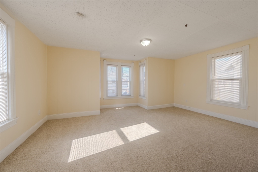 4 bed, 2 bath apartment for rent at 348 Walker St Unit 2, Highlands — photo 13 of 17