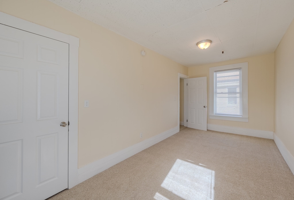 4 bed, 2 bath apartment for rent at 348 Walker St Unit 2, Highlands — photo 8 of 17