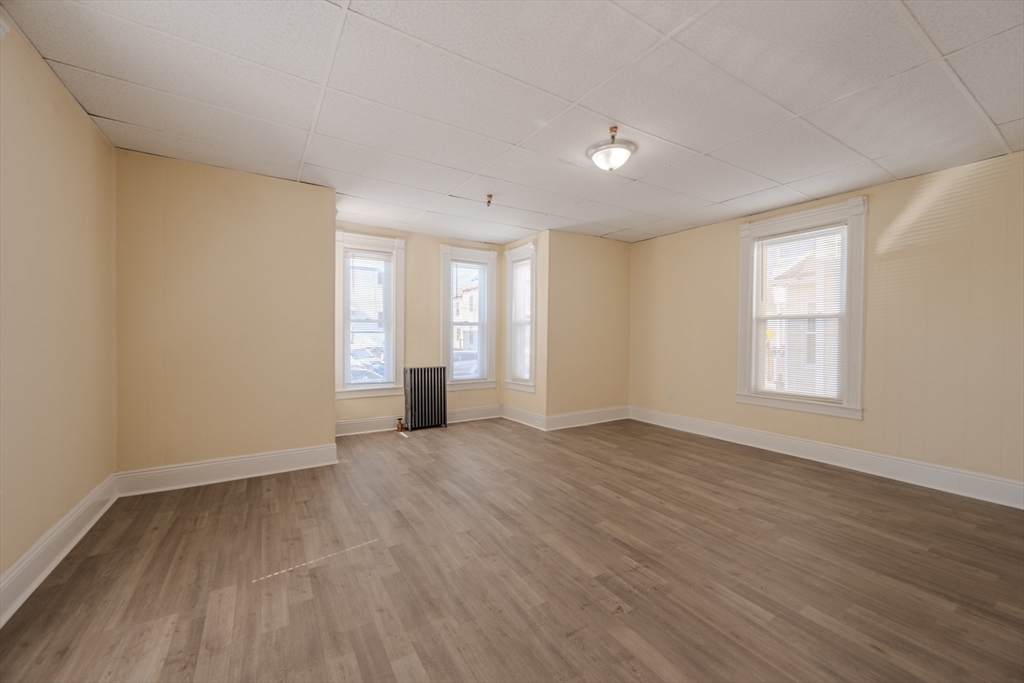 4 bed, 2 bath apartment for rent at 348 Walker St Unit 2, Highlands — photo 6 of 17