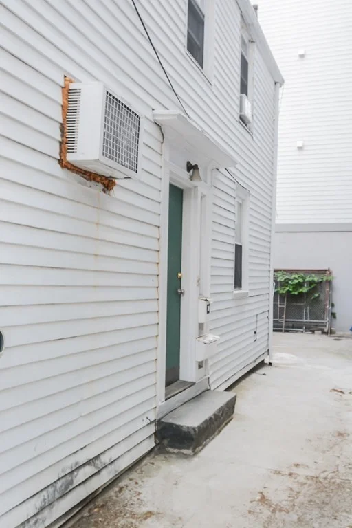 3 bed, 1 bath apartment for rent at 348 West Broadway Unit 2, South Boston