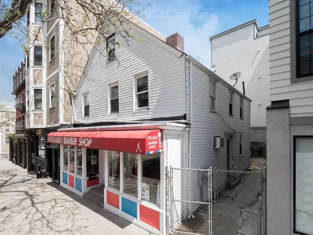 2 bed, 1 bath apartment for rent at 348 West Broadway Unit Rear, South Boston