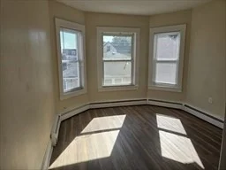 3 bed, 1 bath apartment for rent at 349 Hollis St Unit 3, Framingham — photo 7 of 8