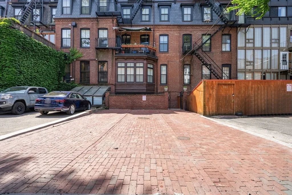 1 bed, 1 bath apartment for rent at 349 Marlborough St Unit 1, Back Bay — photo 35 of 35