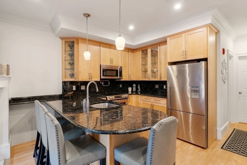 1 bed, 1 bath apartment for rent at 349 Marlborough St Unit 1, Back Bay — photo 10 of 35