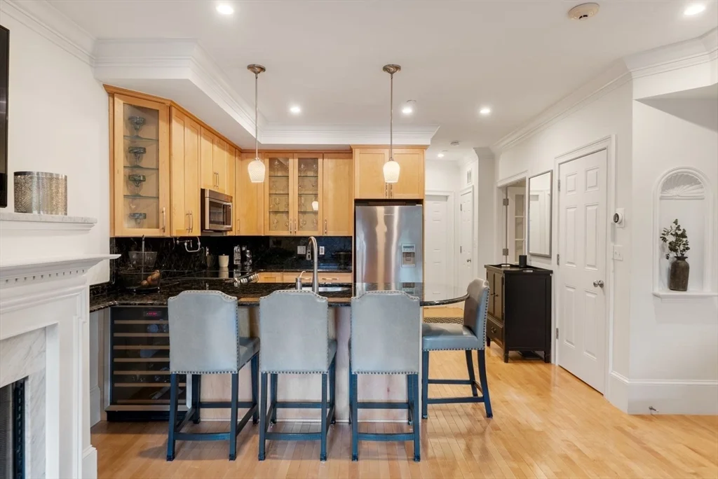 1 bed, 1 bath apartment for rent at 349 Marlborough St Unit 1, Back Bay — photo 9 of 35