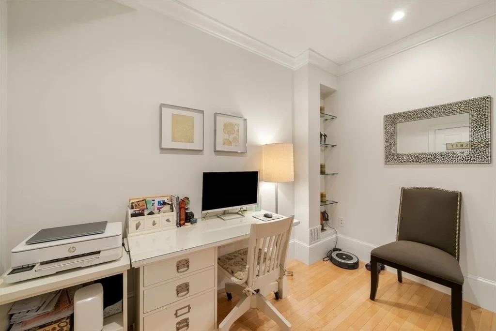 1 bed, 1 bath apartment for rent at 349 Marlborough St Unit 1, Back Bay — photo 16 of 35