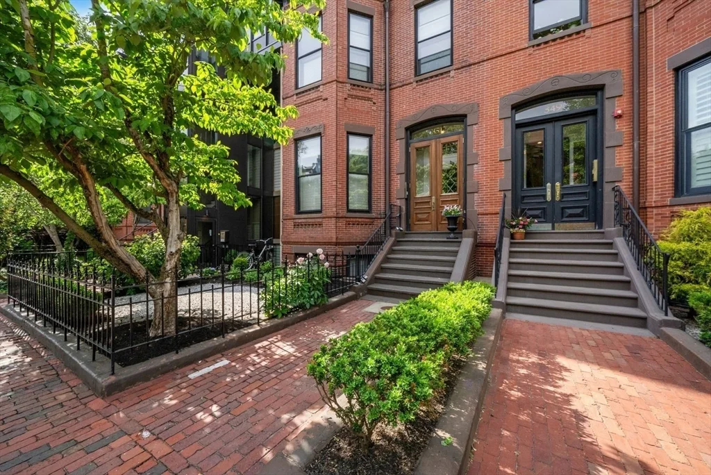 1 bed, 1 bath apartment for rent at 349 Marlborough St Unit 1, Back Bay — photo 31 of 35