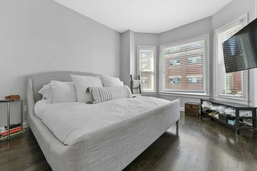 3 bed, 2 bath apartment for rent at 349 Meridian St Unit 2, East Boston — photo 12 of 21