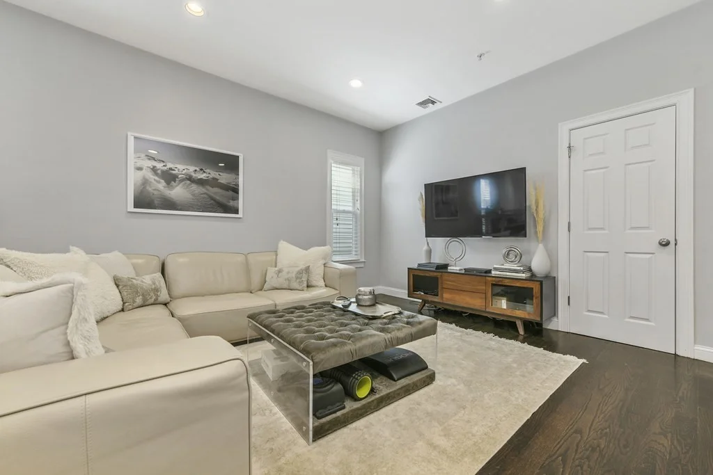 3 bed, 2 bath apartment for rent at 349 Meridian St Unit 2, East Boston — photo 11 of 21