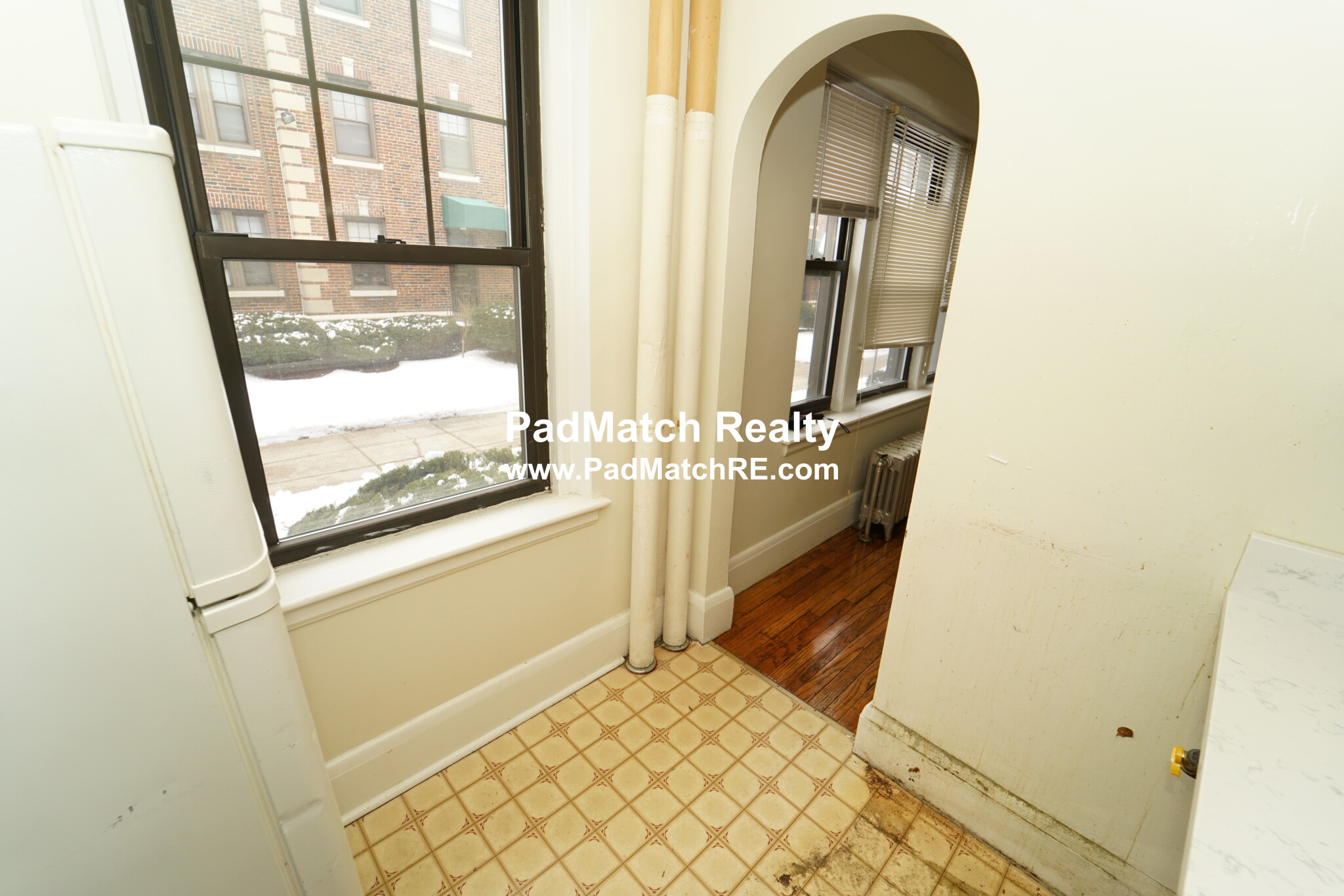 Studio bed, 1 bath apartment for rent at 349 Pleasant St Unit A1-1, Malden — photo 5 of 17