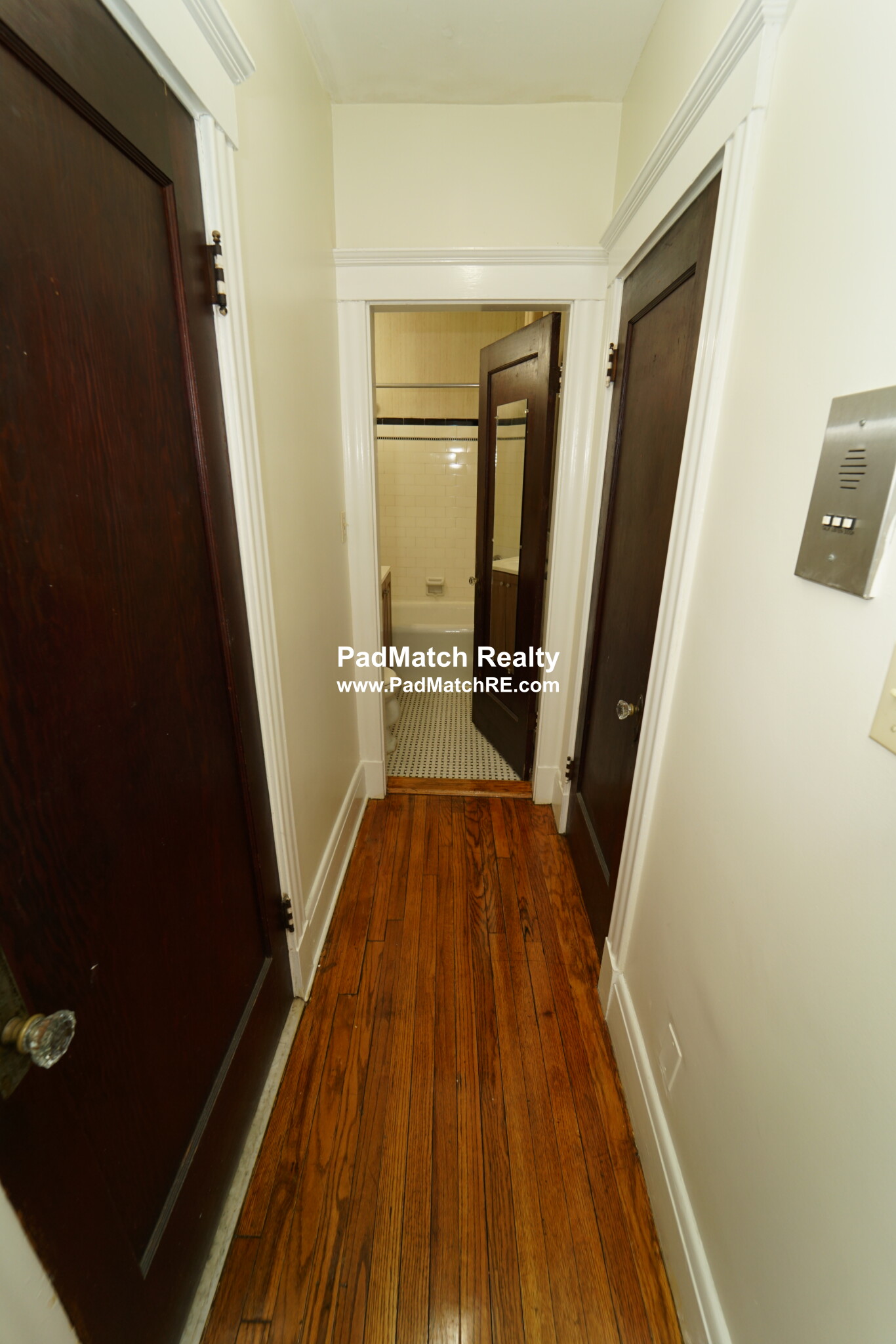Studio bed, 1 bath apartment for rent at 349 Pleasant St Unit A1-1, Malden — photo 11 of 17