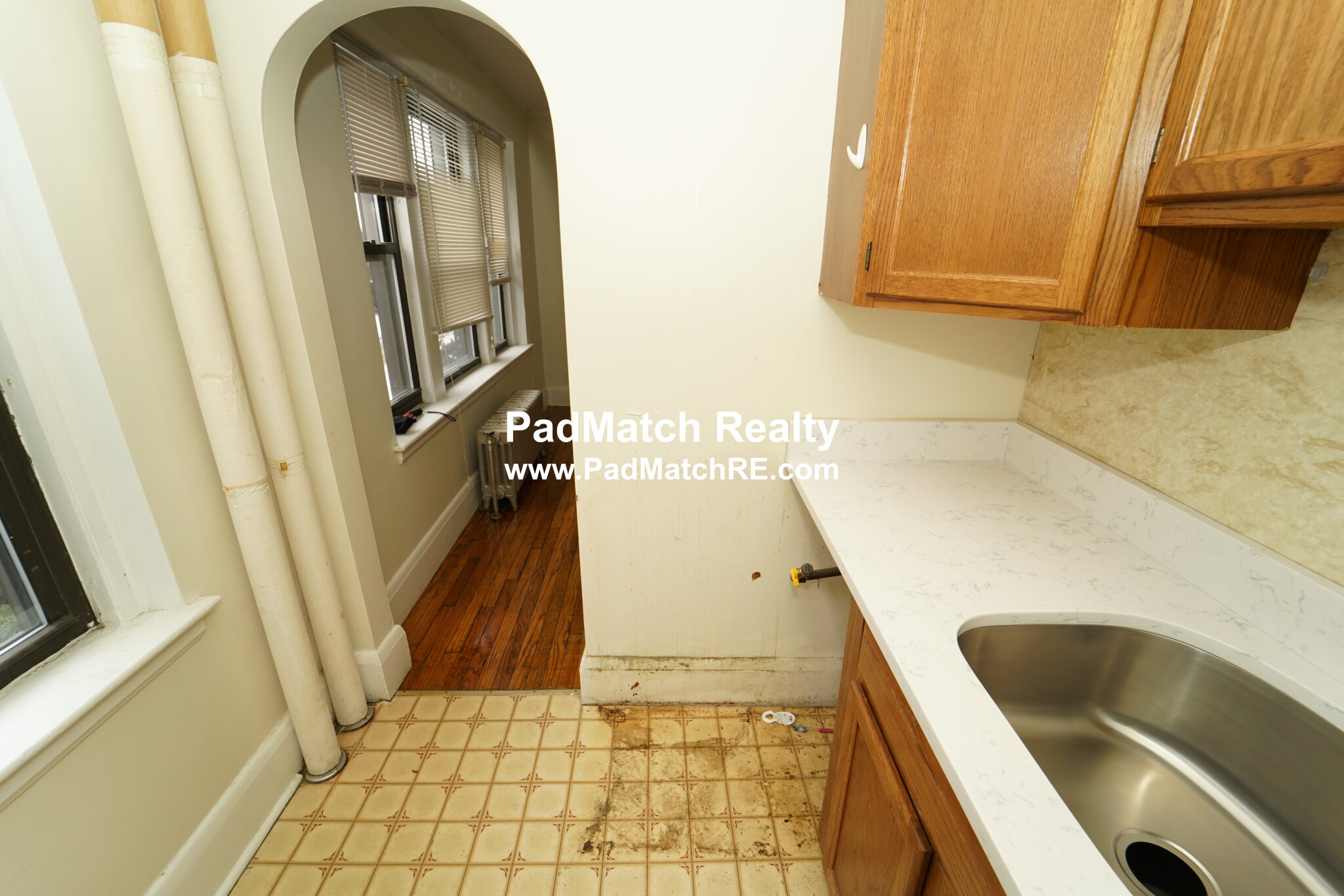 Studio bed, 1 bath apartment for rent at 349 Pleasant St Unit A1-1, Malden — photo 4 of 17