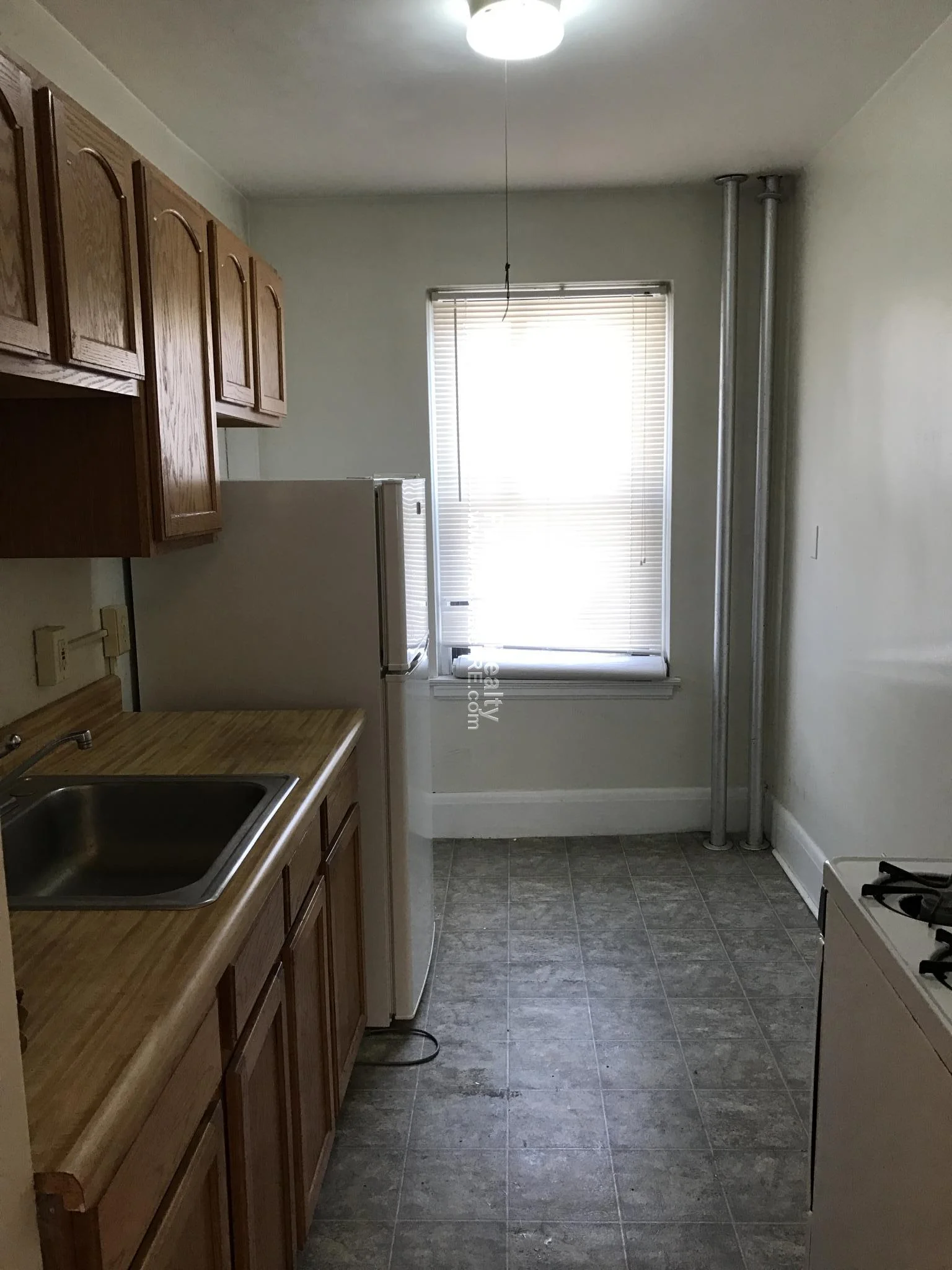 1 bed, 1 bath apartment for rent at 349 Pleasant St Unit B3-1, Malden — photo 6 of 27