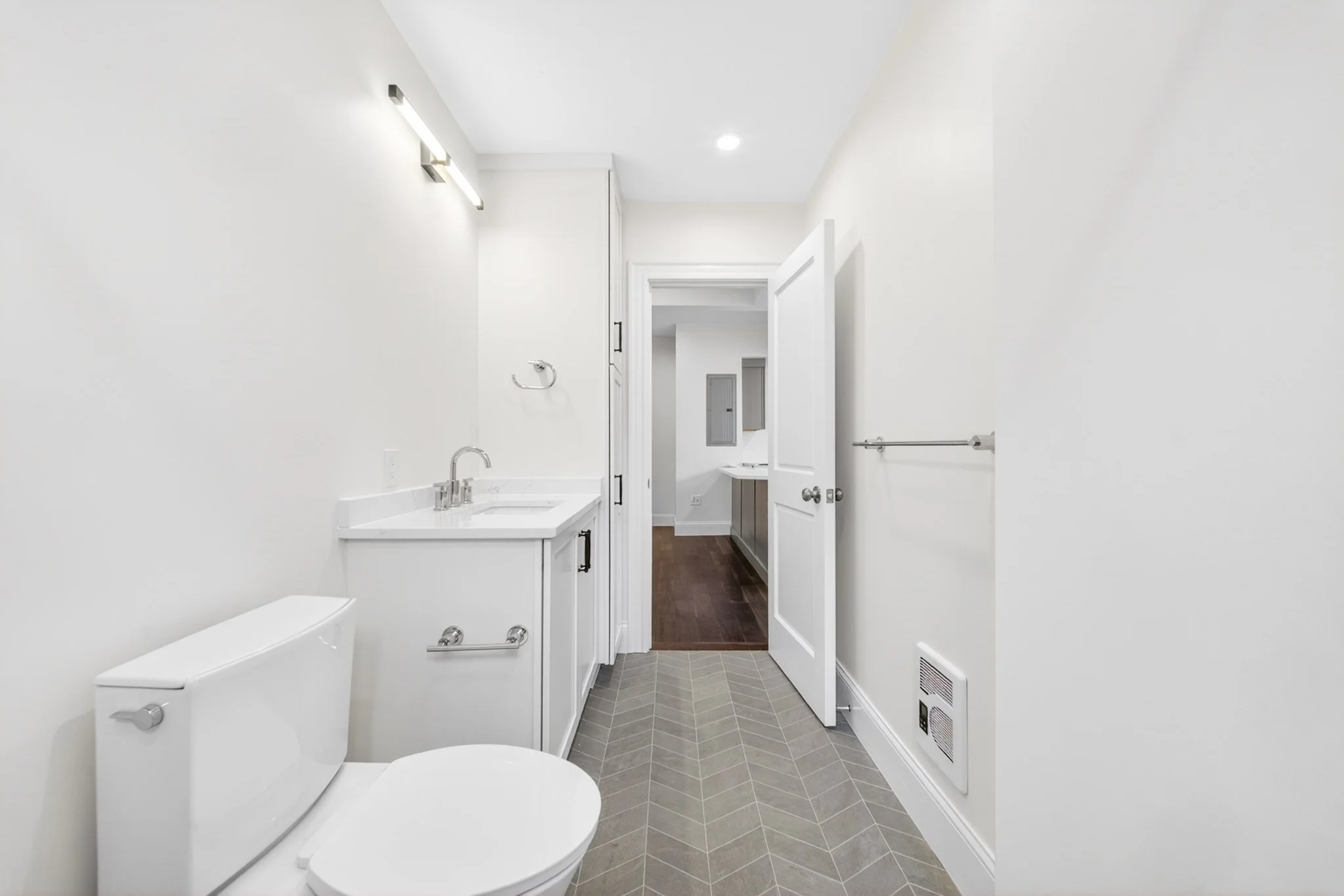 1 bed, 1 bath apartment for rent at 34A Park St Unit 1B, Coolidge Corner — photo 1 of 13