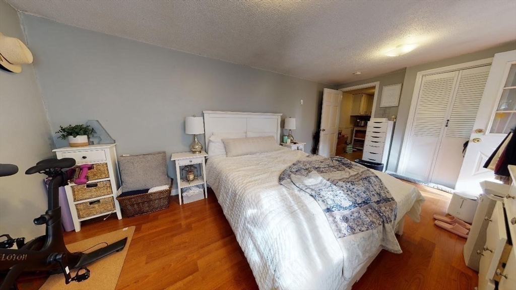 1 bed, 1 bath apartment for rent at 34B Lexington St Unit B, Eagle Hill — photo 17 of 30