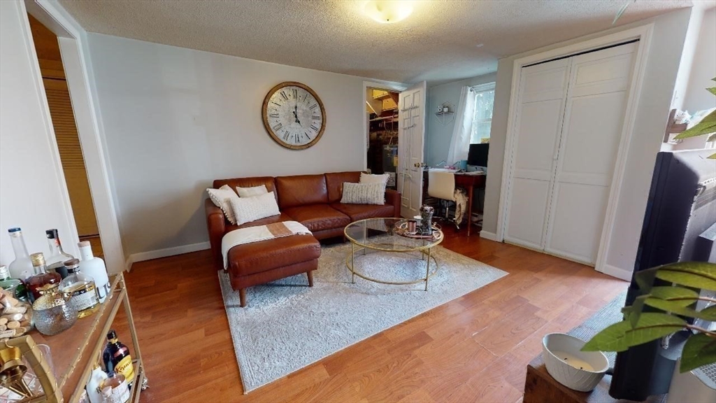 1 bed, 1 bath apartment for rent at 34B Lexington St Unit B, Eagle Hill — photo 9 of 30