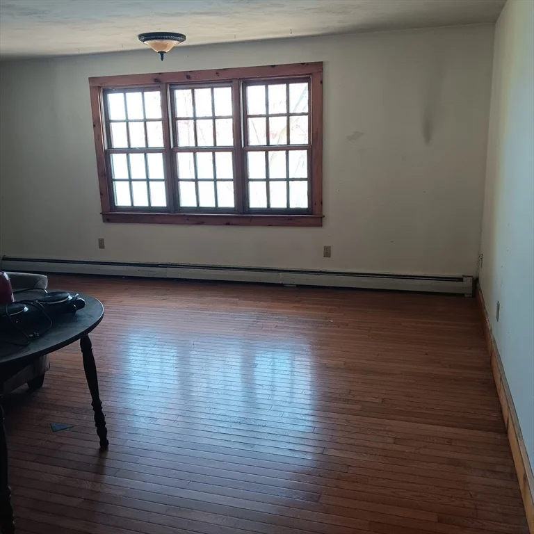 1 bed, 1 bath apartment for rent at 35-37 Fairview Ave Unit 1, Pembroke — photo 4 of 5