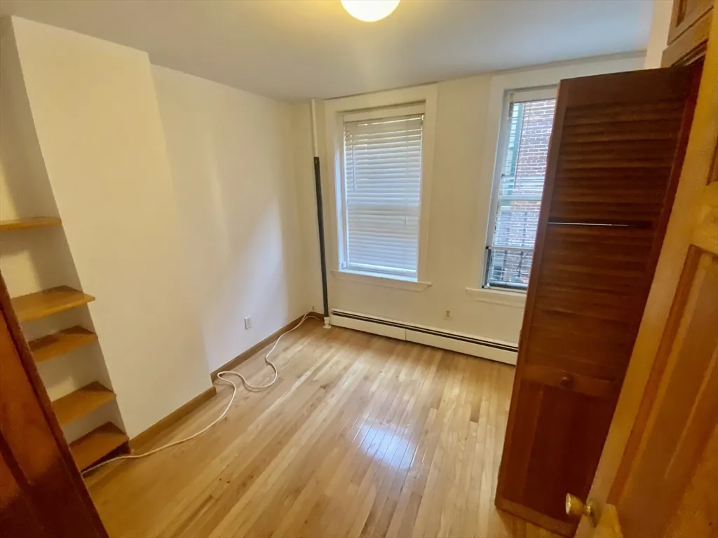 2 bed, 1 bath apartment for rent at 37 Garden St Unit 3, Beacon Hill — photo 7 of 7