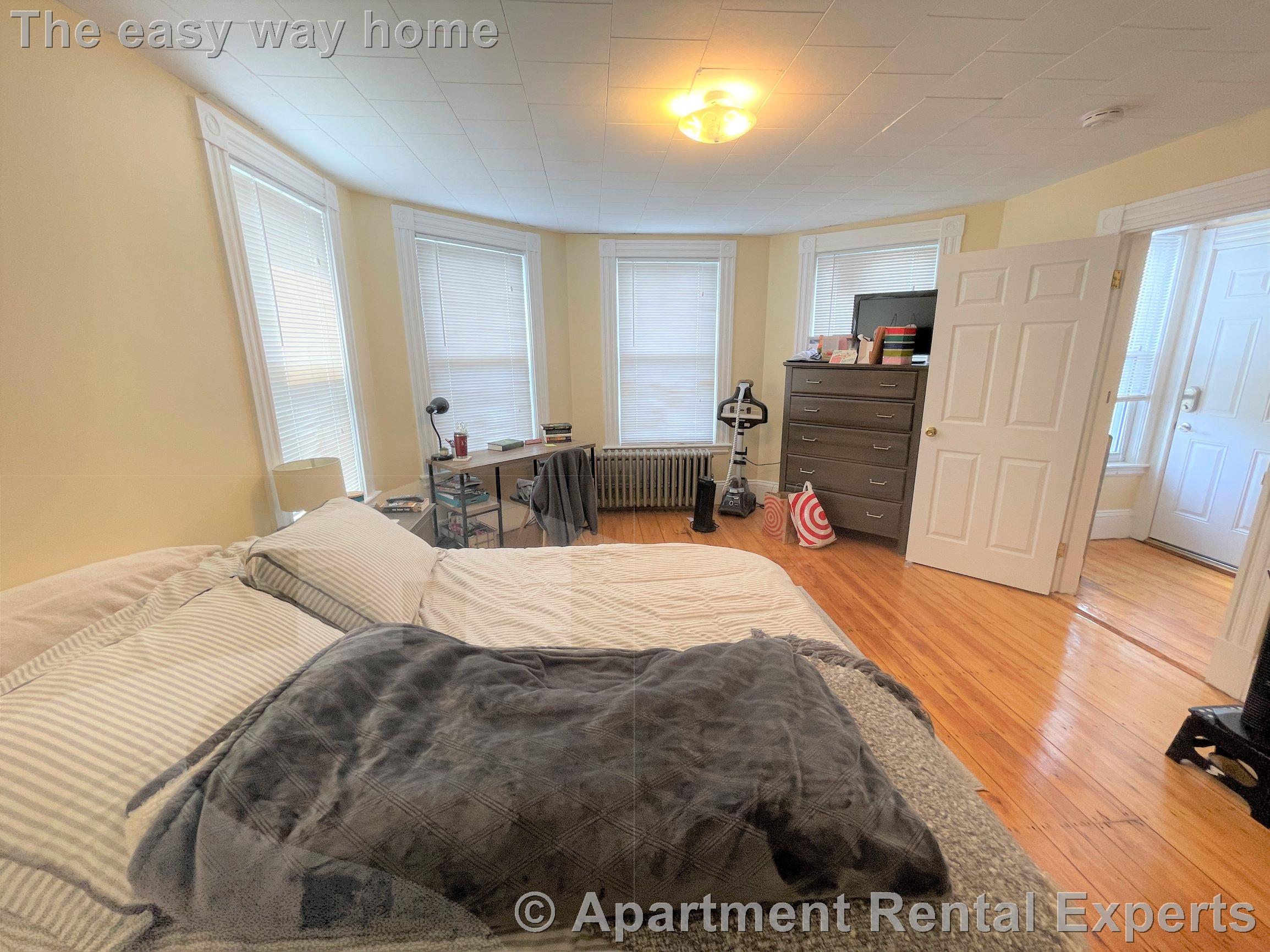 3 bed, 1 bath apartment for rent at 35 Hancock St Unit 3, Porter Square — photo 7 of 20