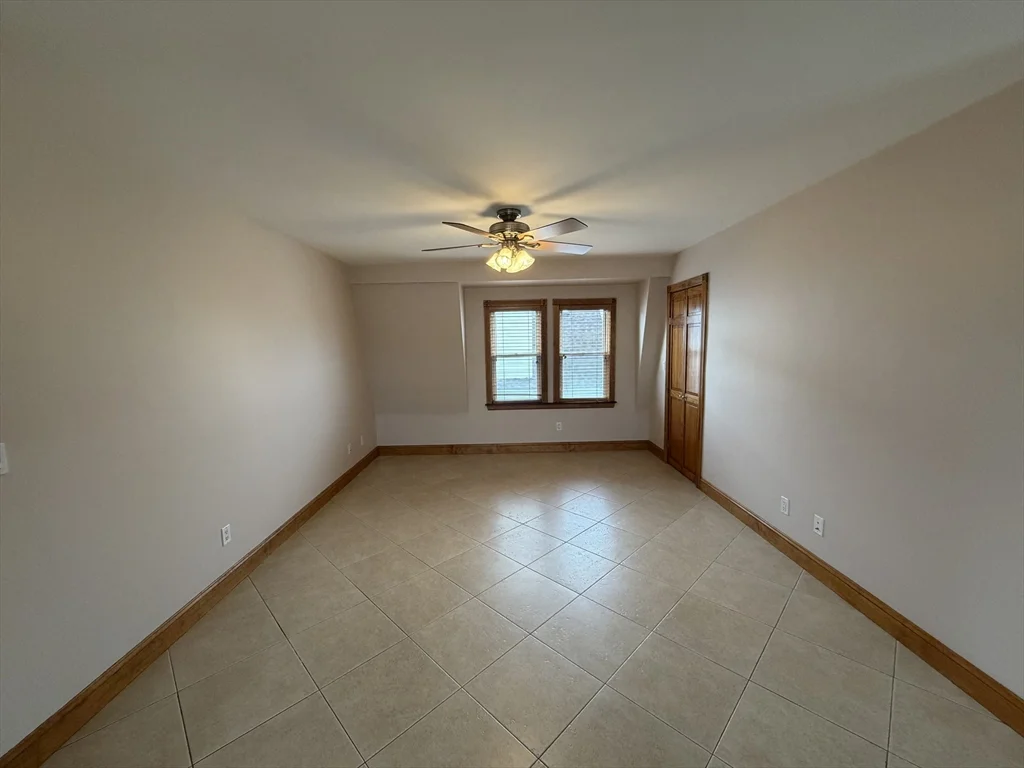 3 bed, 1 bath apartment for rent at 35-37 John St Unit 3, Malden — photo 6 of 24