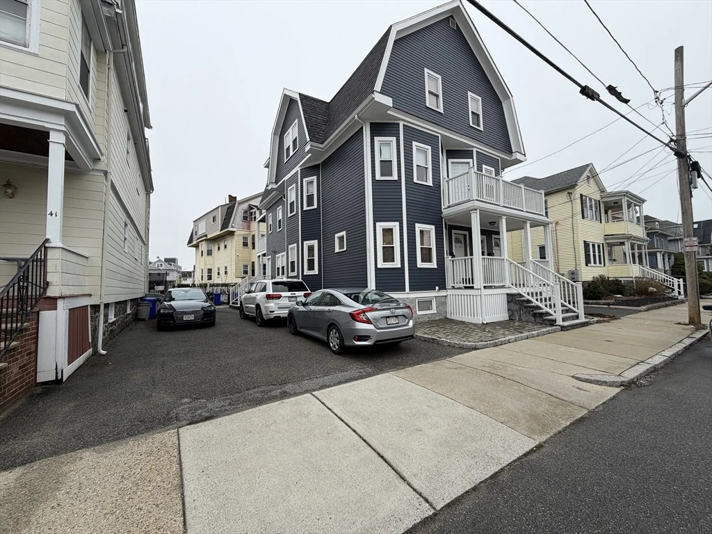 3 bed, 1 bath apartment for rent at 35-37 John St Unit 3, Malden — photo 1 of 24