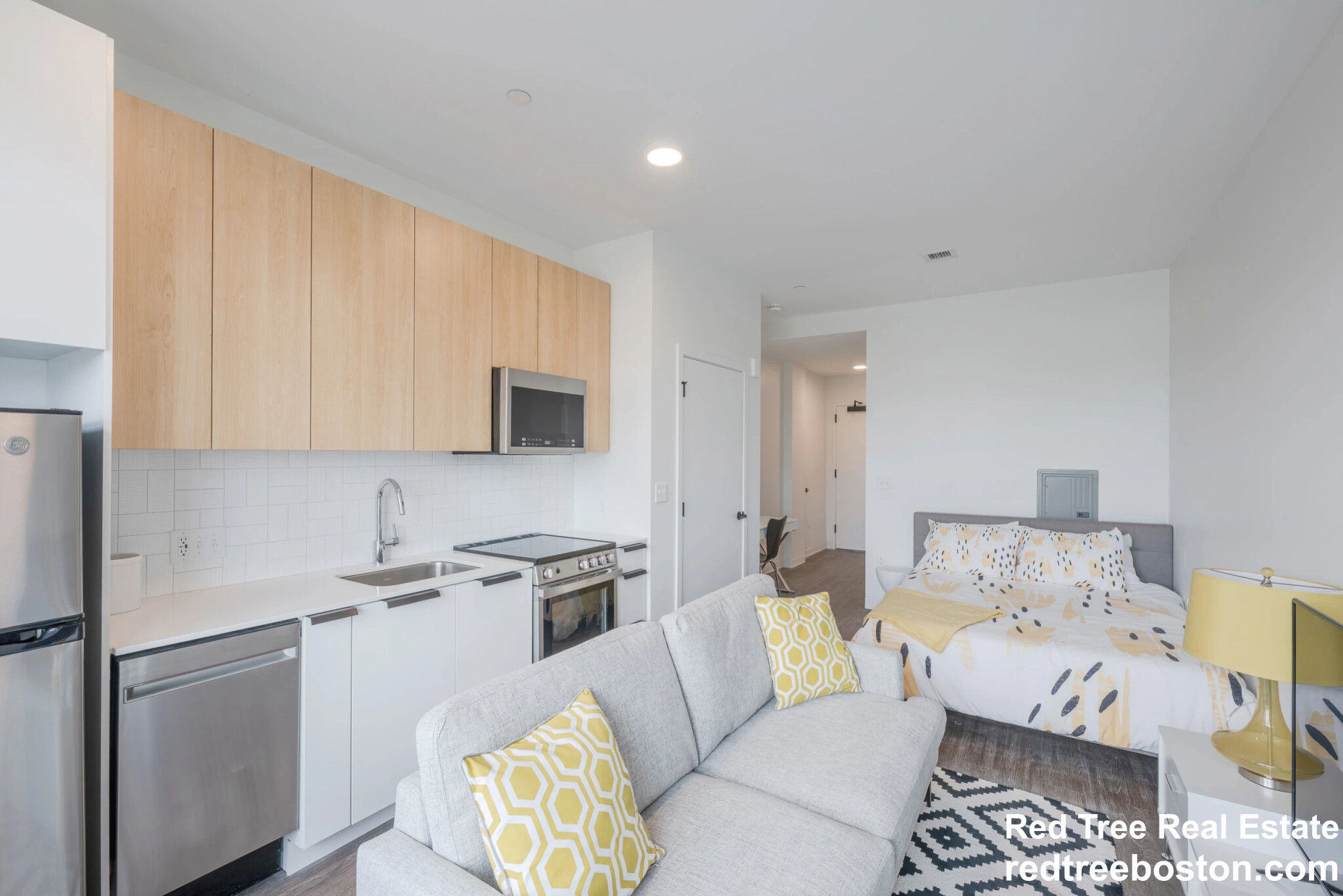 Studio bed, 1 bath apartment for rent at 35-43 Braintree St, Allston — photo 3 of 12