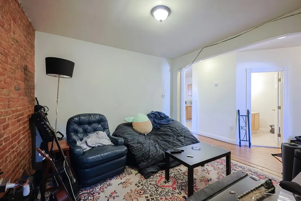 3 bed, 1.5 bath apartment for rent at 35 Adamson St Unit 2, Allston — photo 3 of 15