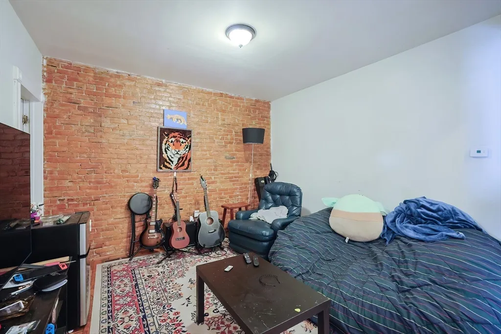 3 bed, 1.5 bath apartment for rent at 35 Adamson St Unit 2, Allston — photo 2 of 15