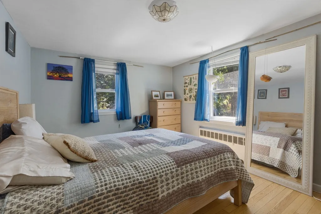 2 bed, 1 bath apartment for rent at 35 Alpine St Unit 1, West Cambridge — photo 11 of 14
