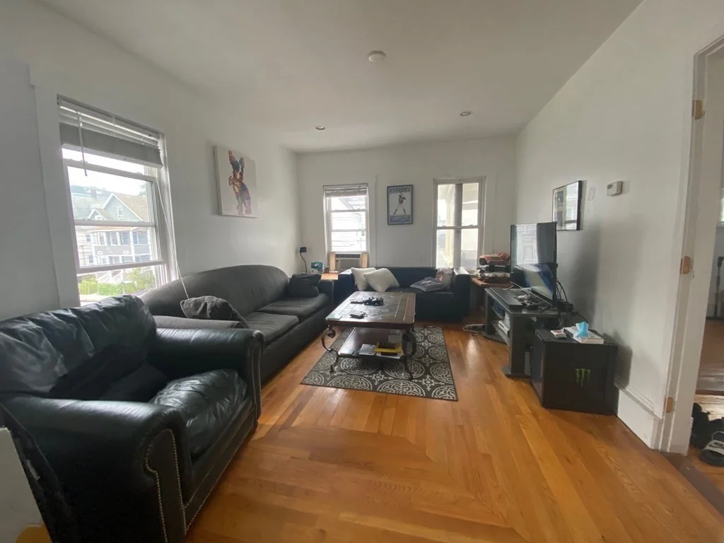 3 bed, 2.5 bath apartment for rent at 35 Antwerp St Unit 2, Brighton — photo 1 of 15