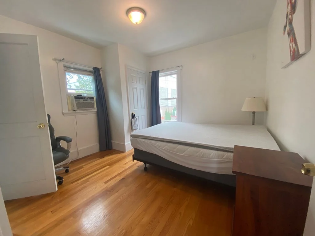3 bed, 2.5 bath apartment for rent at 35 Antwerp St Unit 2, Brighton — photo 8 of 15
