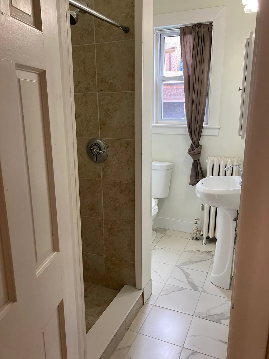 1 bed, 1 bath apartment for rent at 35 Bay State Rd Unit 5, Fenway — photo 6 of 9