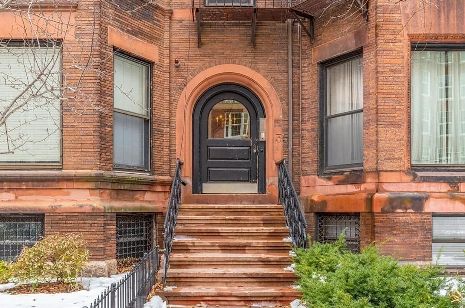 1 bed, 1 bath apartment for rent at 35 Bay State Rd Unit 5, Fenway — photo 9 of 9