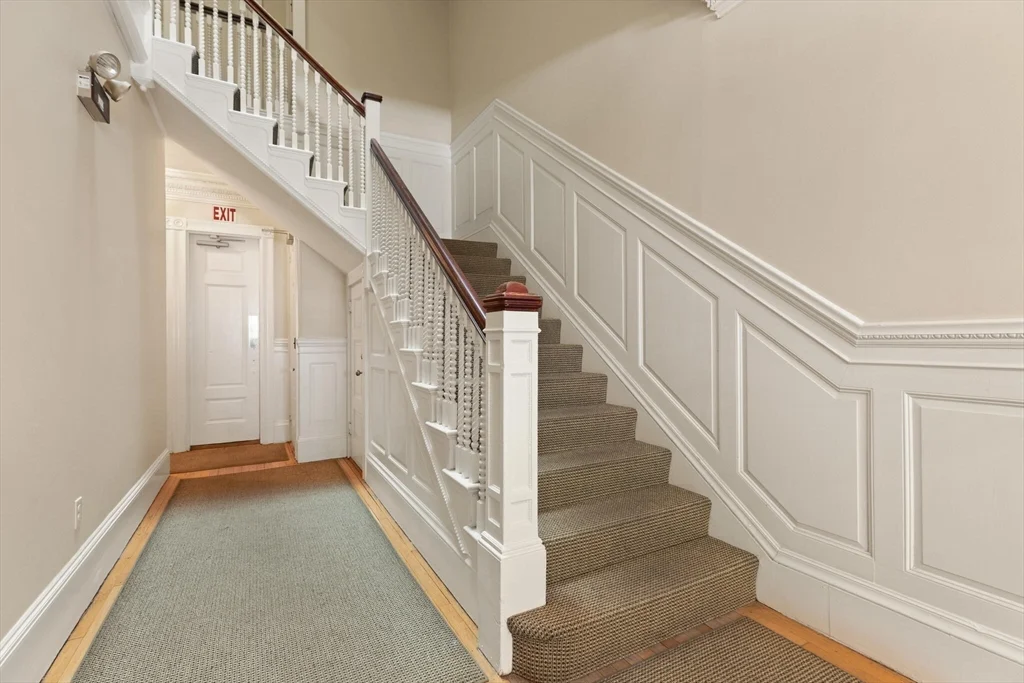 1 bed, 1 bath apartment for rent at 35 Bay State Rd Unit BF, Back Bay — photo 8 of 8