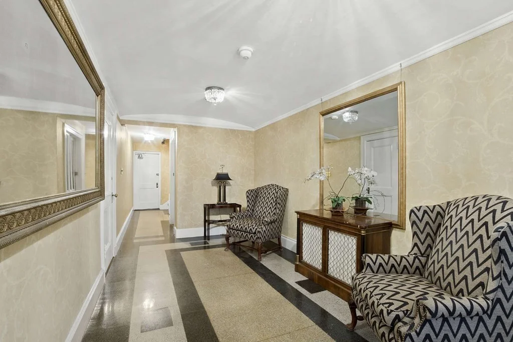 3 bed, 3 bath apartment for rent at 35 Beacon St Unit 1, Beacon Hill — photo 29 of 31