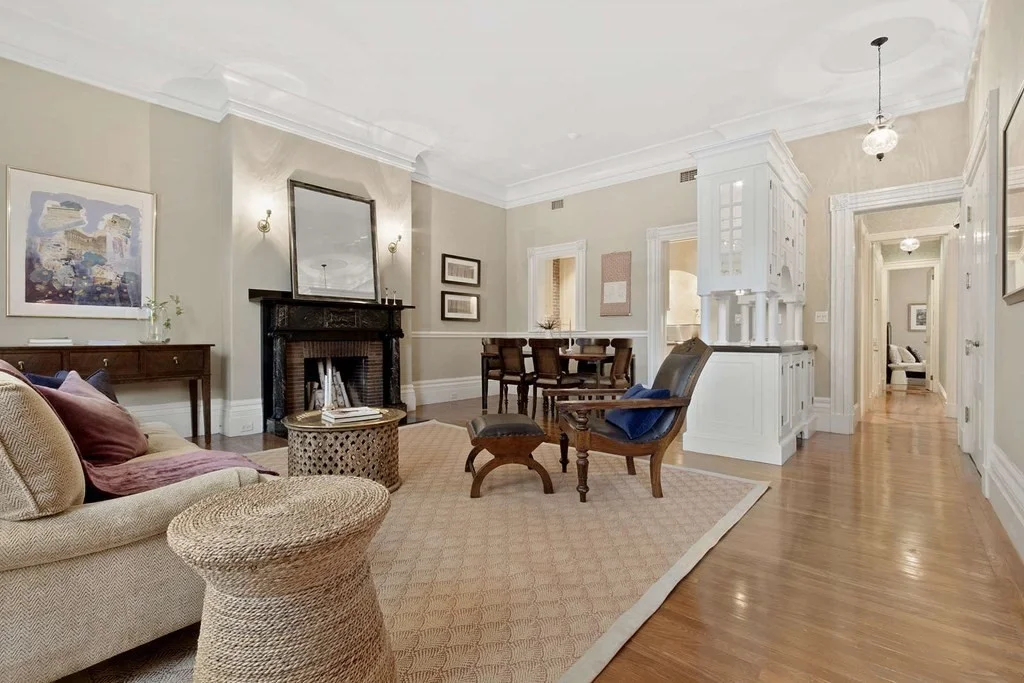 3 bed, 3 bath apartment for rent at 35 Beacon St Unit 1, Beacon Hill — photo 2 of 31