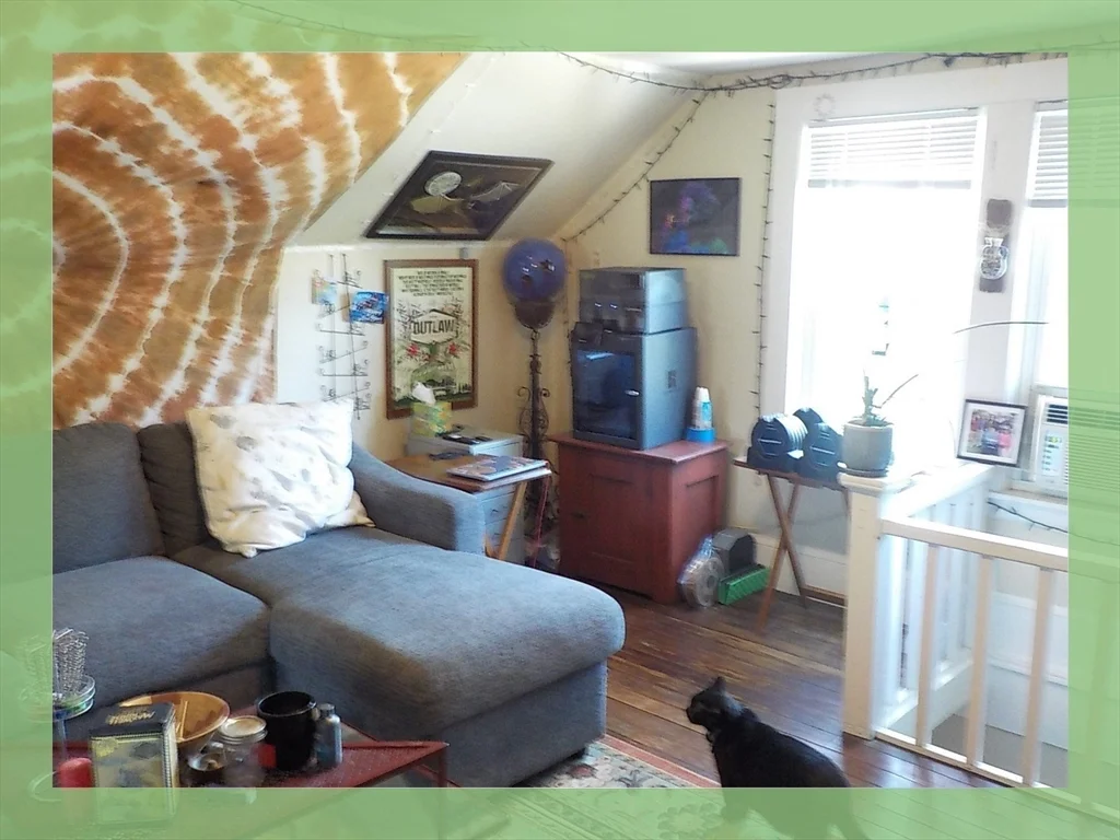 3 bed, 1 bath apartment for rent at 35 Boylston St Unit 2, East Watertown — photo 22 of 23