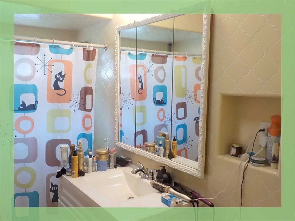 3 bed, 1 bath apartment for rent at 35 Boylston St Unit 2, East Watertown — photo 13 of 23