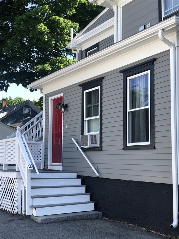 2 bed, 1 bath apartment for rent at 35 Broad St Unit 2, Newburyport — photo 9 of 10