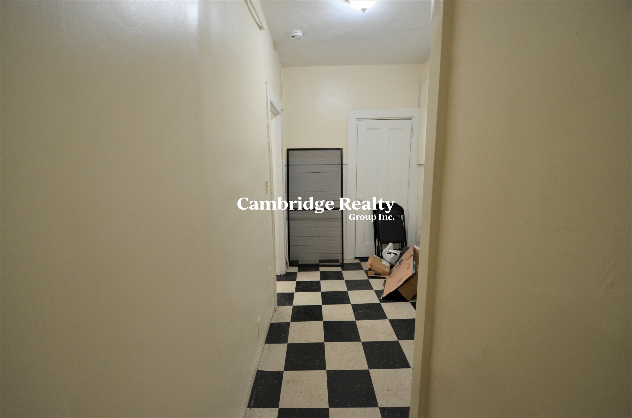 3 bed, 1.5 bath apartment for rent at 35 Brookline St Unit 12T, Cambridgeport — photo 4 of 23