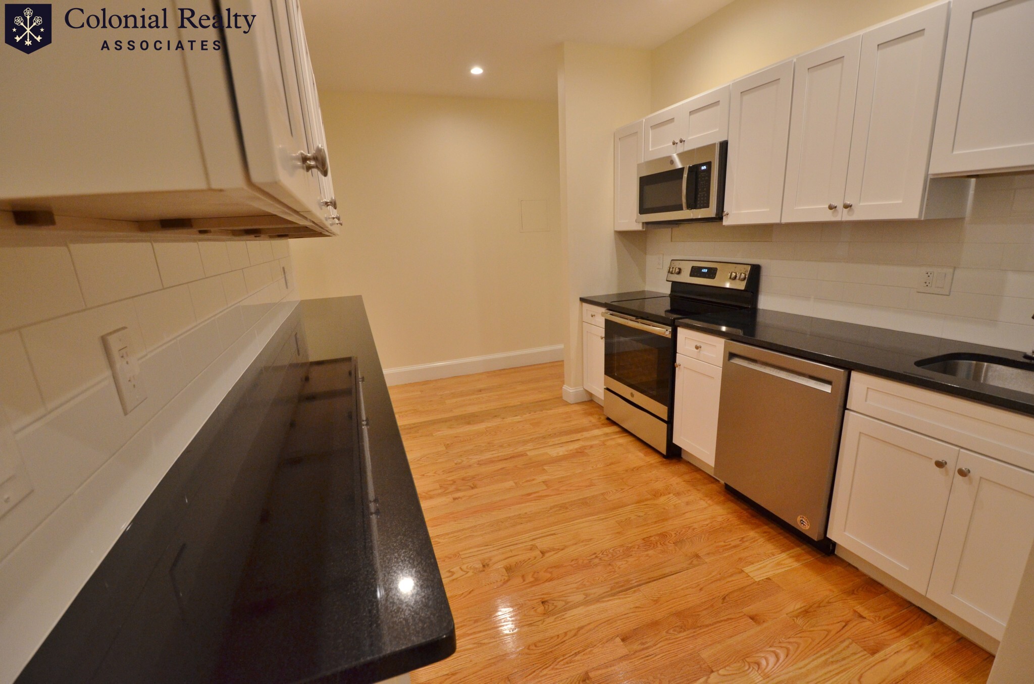4 bed, 2 bath apartment for rent at 35 Brookline St Unit 15, Cambridgeport — photo 36 of 40