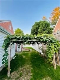 4 bed, 2 bath apartment for rent at 35 Butts St, Newton — photo 12 of 12