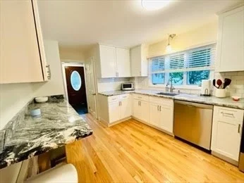 4 bed, 2 bath apartment for rent at 35 Butts St, Newton — photo 1 of 12