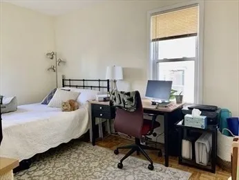 3 bed, 1 bath apartment for rent at 35 Calvin St Unit 2, Ward Two — photo 4 of 10