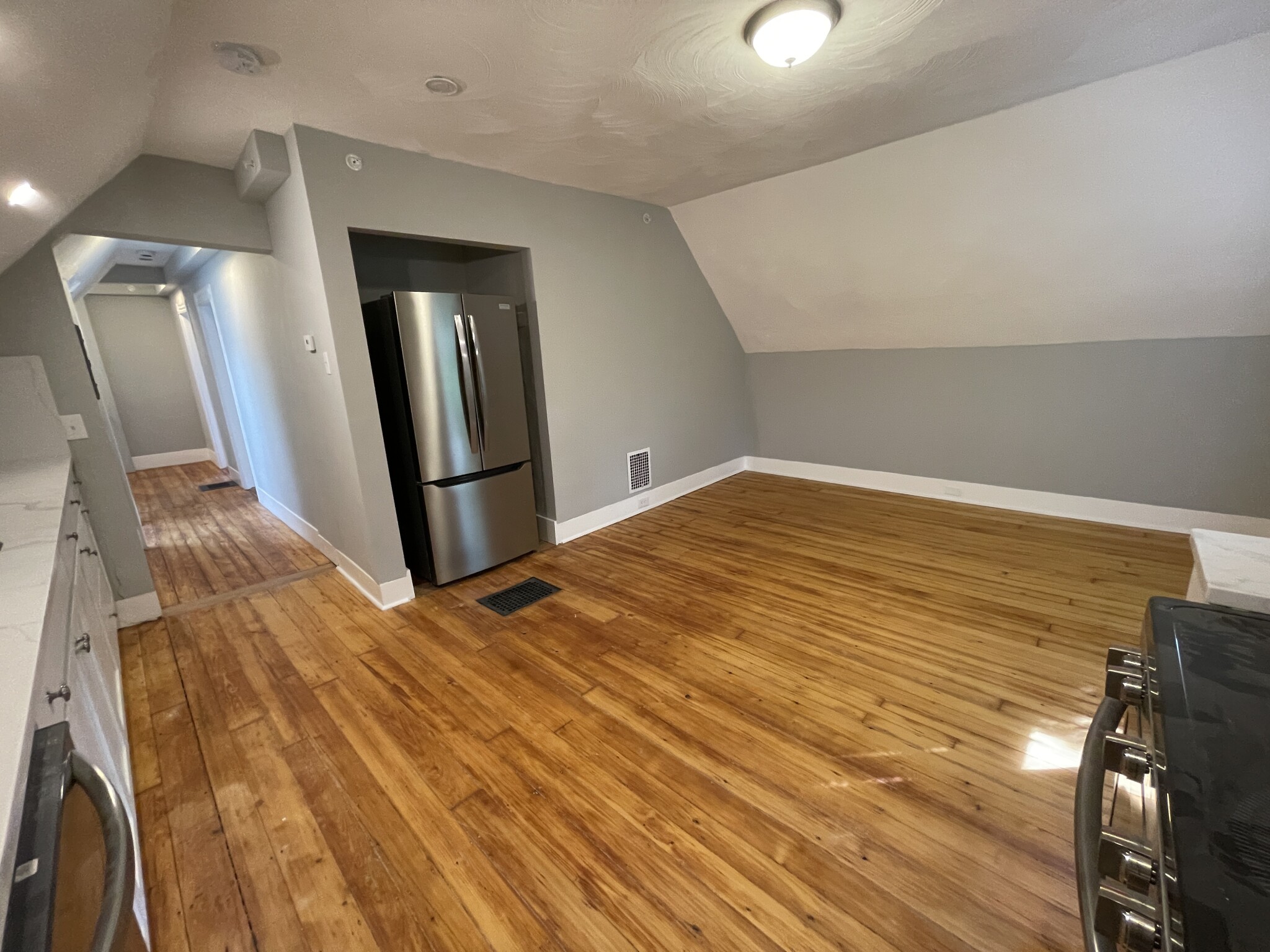 2 bed, 1 bath apartment for rent at 35 Cameron Ave Unit 3, Teele Square — photo 6 of 13