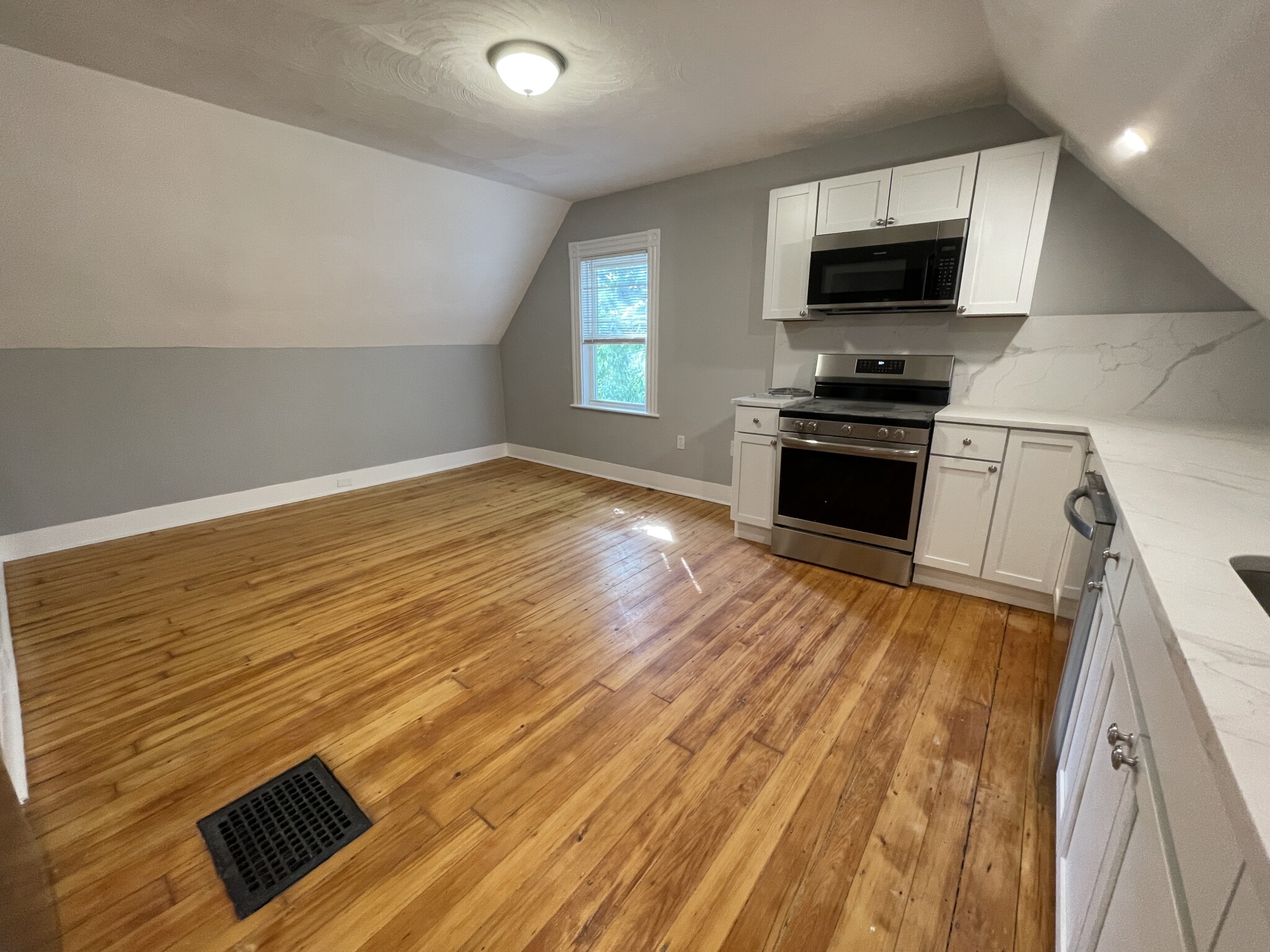 2 bed, 1 bath apartment for rent at 35 Cameron Ave Unit 3, Teele Square — photo 7 of 13